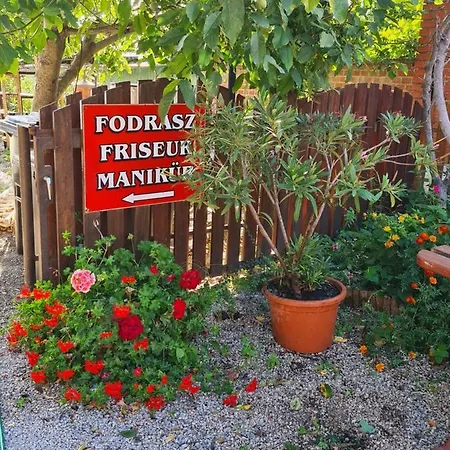 アパート Kriszta