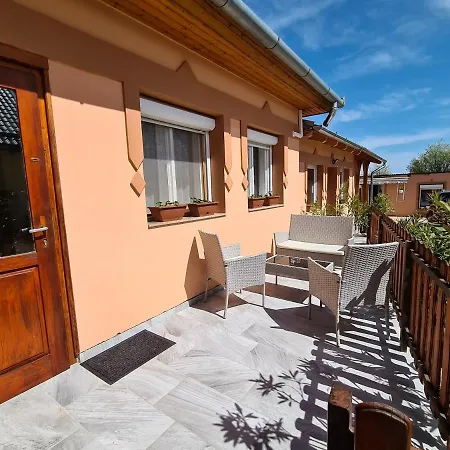 アパート Kriszta