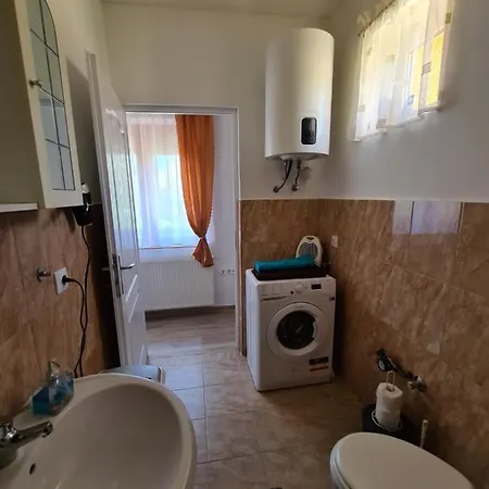 Kriszta アパート